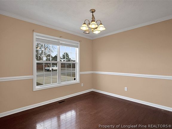 3rd image of 2460 Saltwood Rd