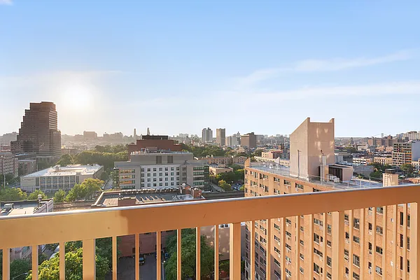 Rented by Corcoran | media 11