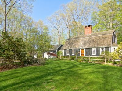 16 Chapel Rd, North Hampton, NH, 03862
