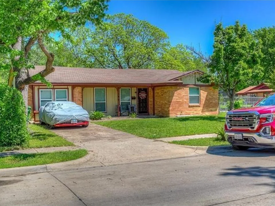 145 Tulip Dr