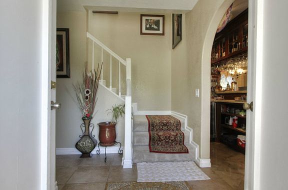 4th image of 7010 Orchard Dr