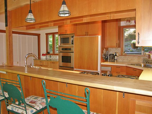 4th image of 2297 Navajo Dr