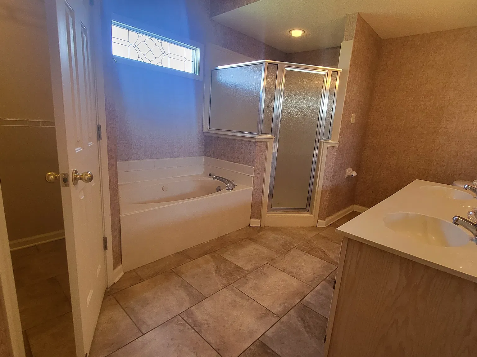 9246 Chalkwell Avenue 1 - 1 — Photo 2