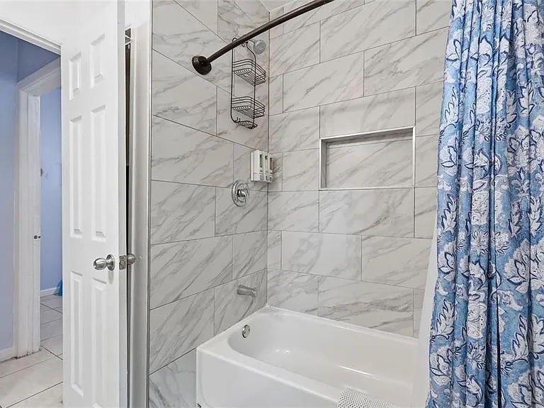 10107 N Aster Ave — Photo 8