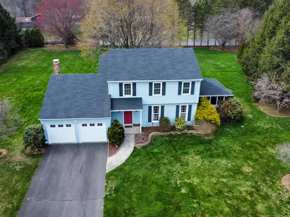 5 Meadowlark Drive, Windsor, CT 06095