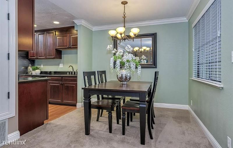 1st image of 1645 Carmel Dr APT 4