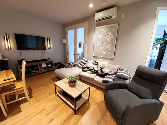 Rented by Rennit Inc. | media 20