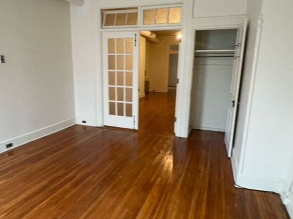 228 N Duke St APT 2