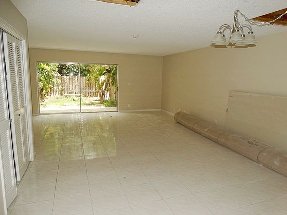 3rd image of 6837 NW 29th Ave