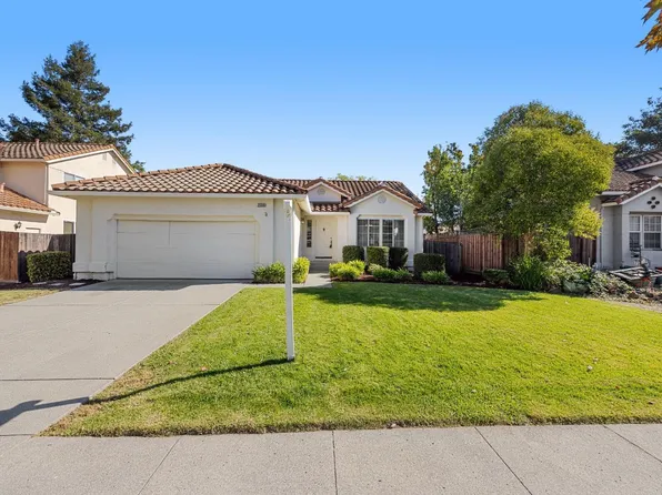 2158 Francisco Avenue, Santa Rosa, CA 95403