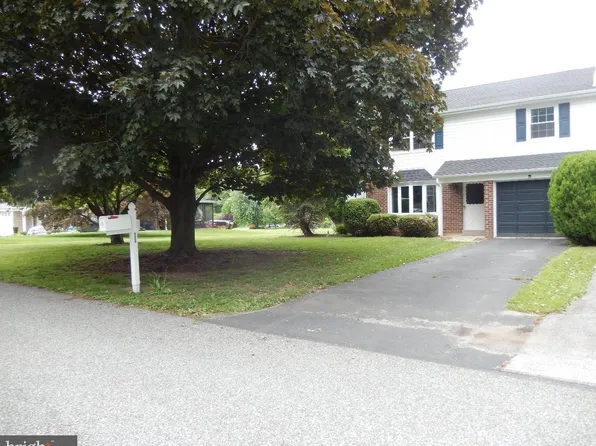 523 Merioneth Dr, Exton, PA 19341