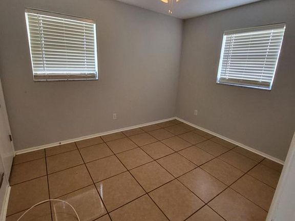 2nd image of 4253 Ellen Ave