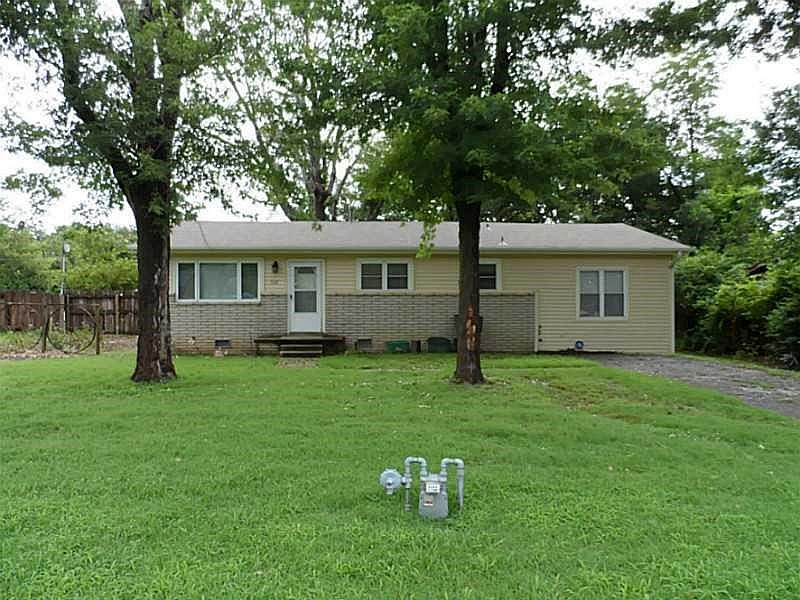 1st image of 518 S Ray Ave