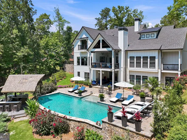 6053 Overby Rd, Flowery Branch, GA 30542