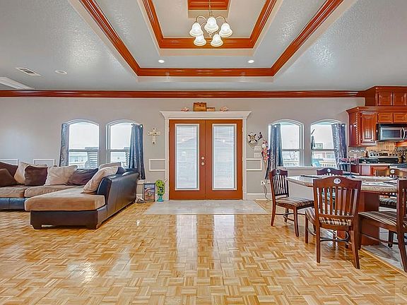 3rd image of 870 Gulfview Dr #358