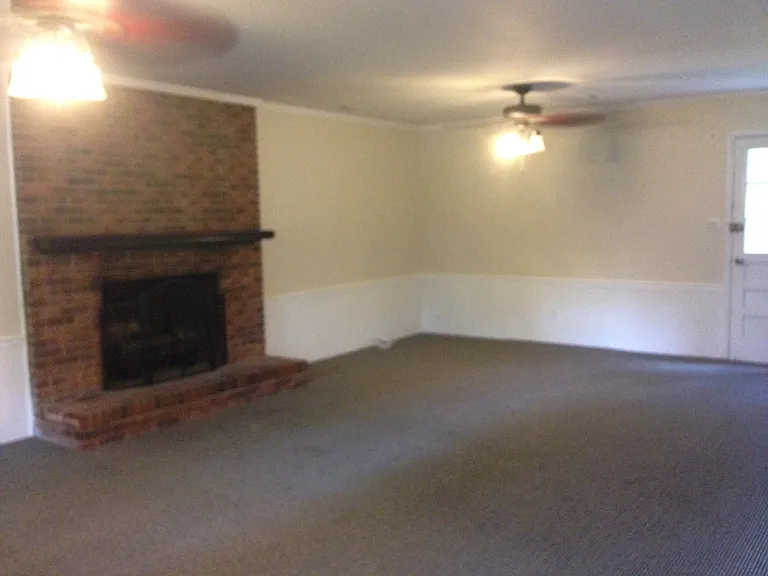 116 Yorktowne St — Photo 10