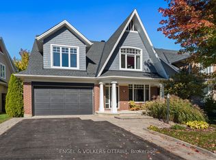 566 Erinwoods Cir, Ottawa, ON K2J5M8