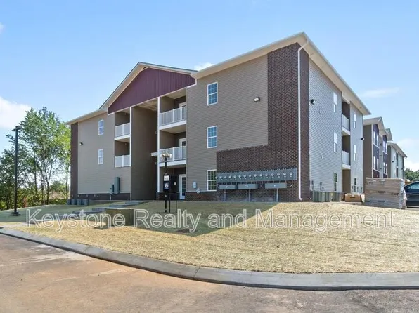 229 E. Johnson Circle