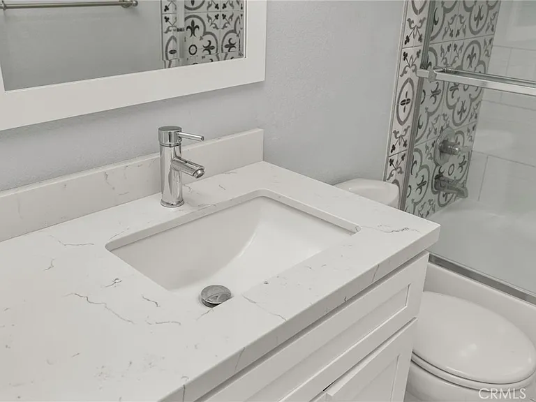 310 Lake St #301 — Photo 22