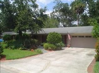 27 Fairway Rd, Jacksonville Beach, FL 32250