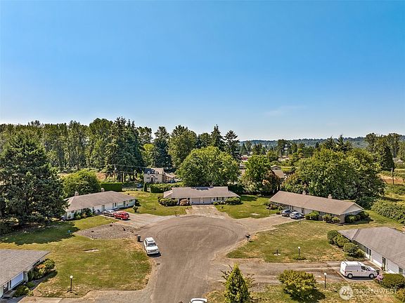 4th image of 5030 79th Avenue Ct E