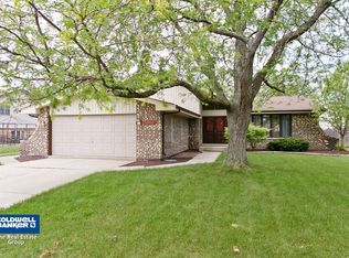 15426 Hollywood Dr, Orland Park, IL