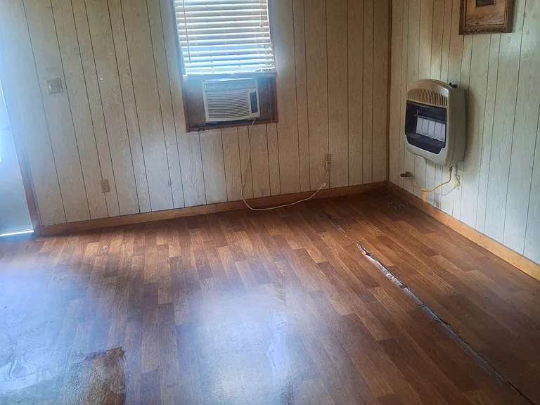 9 N Main St #A — Photo 5