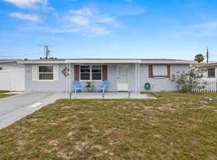 1528 Landau St, Holiday, FL 34690