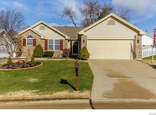 43 McClay Trail Dr, Saint Peters, MO 63376