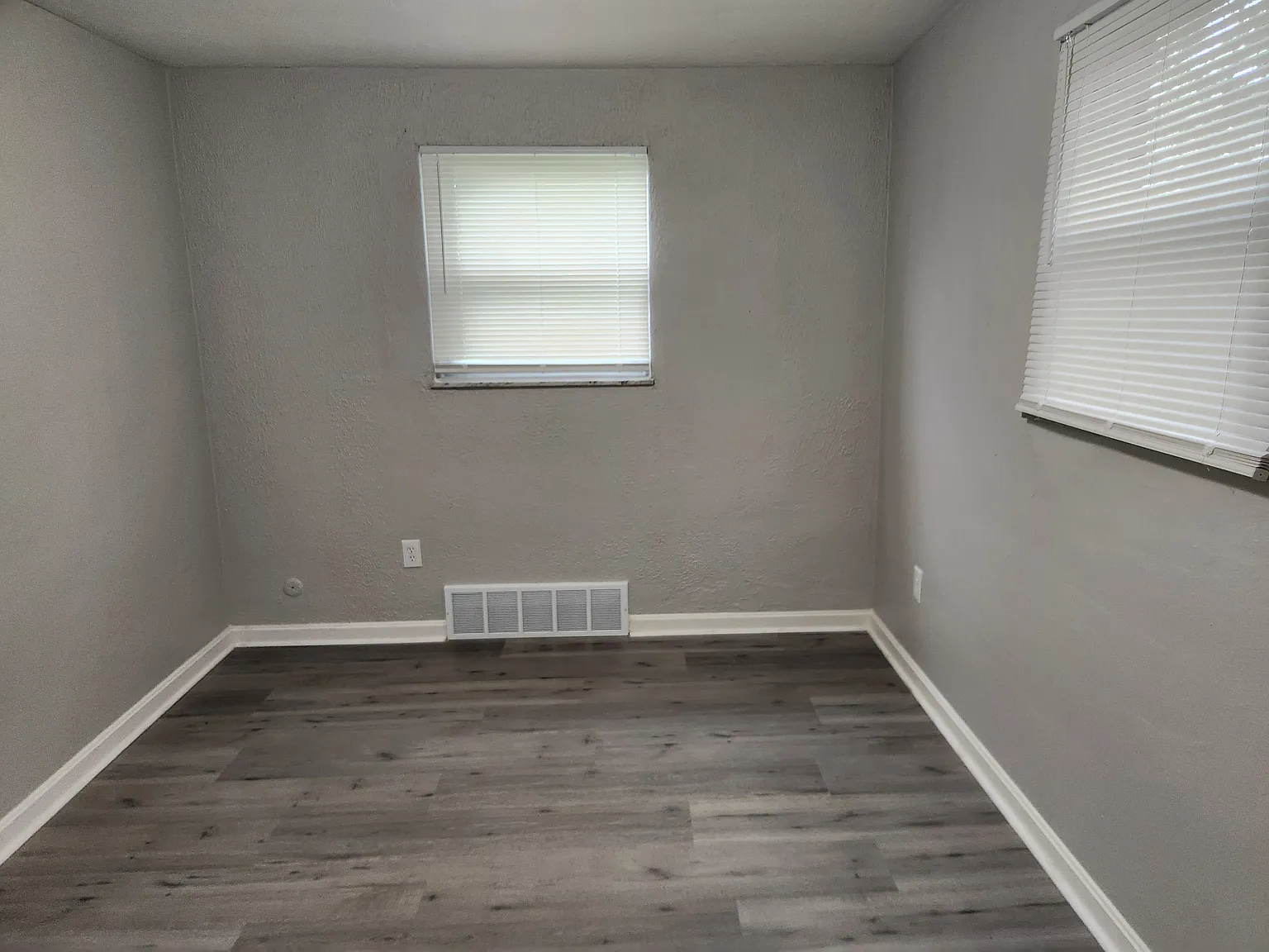 1 bed, 700 sqft, $1,080 — Photo 4