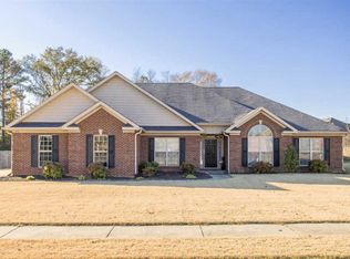 210 Magnolia Glen Dr, Huntsville, AL 35811