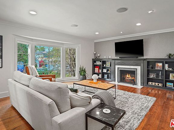 2nd image of 12814 Halkirk St