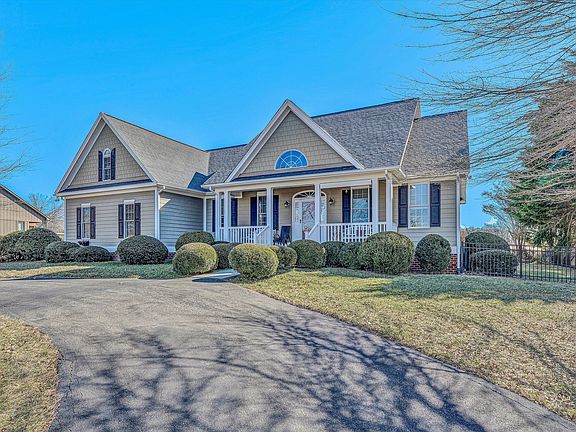 5th image of 112 Pointe O Woods Dr