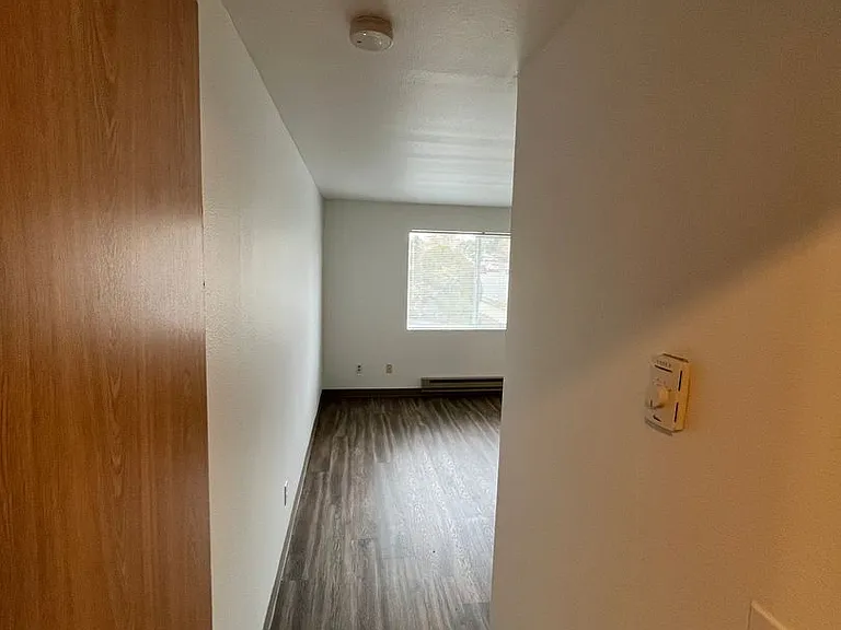 11749 Greenwood Ave N — Photo 10