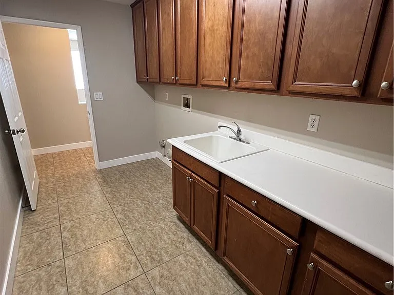 6686 Sand Dunes St — Photo 17