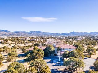 16 Toro Ln, Santa Fe, NM 87508