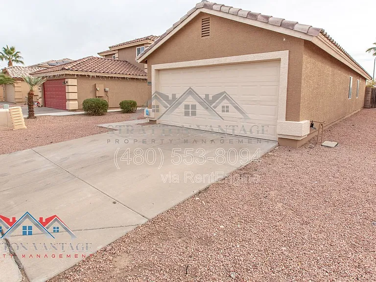 11801 W Paradise Dr — Photo 3