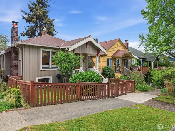 924 N 75th Street, Seattle, WA 98103