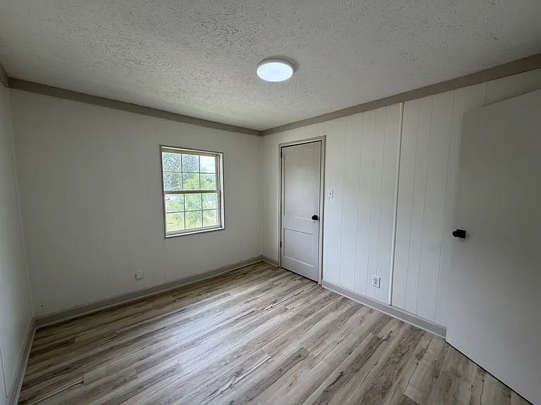 2201 E Riverside Dr #2201 — Photo 13