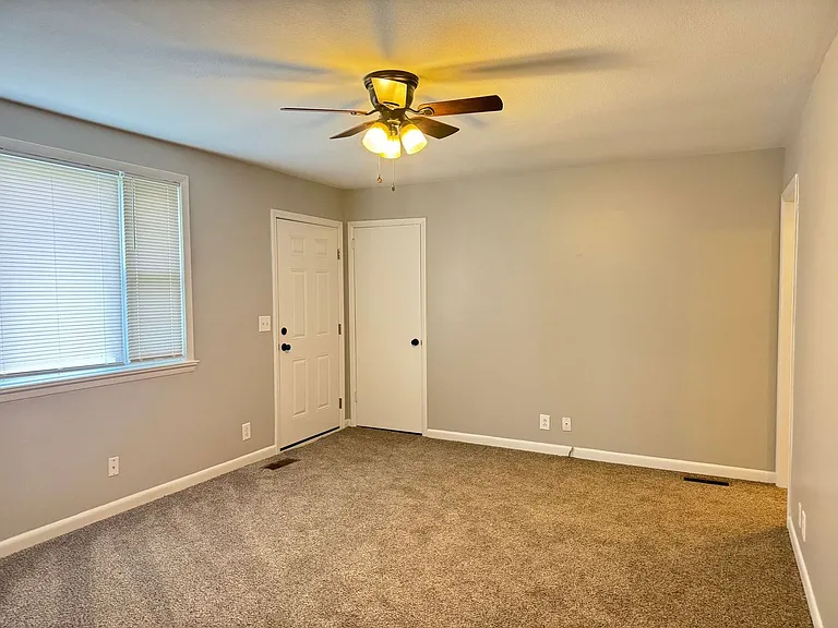 1558 Cherry Tree Dr — Photo 10
