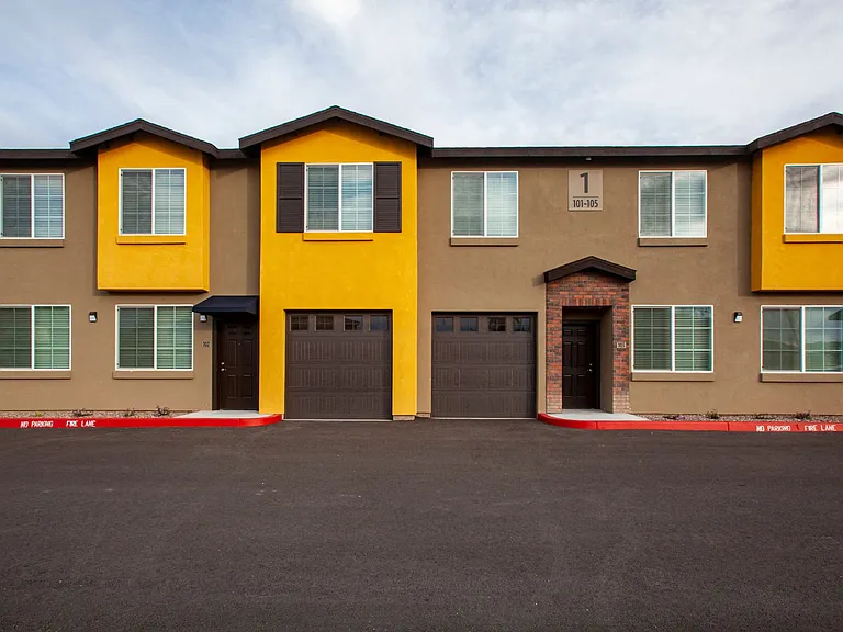 Exterior & LAndscaping
