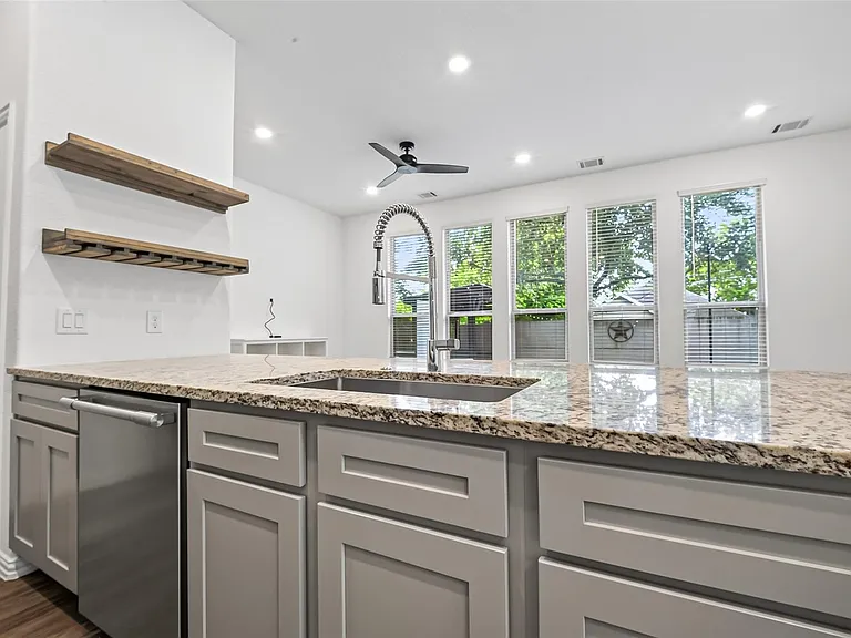 4743 Glen Isle Dr — Photo 10