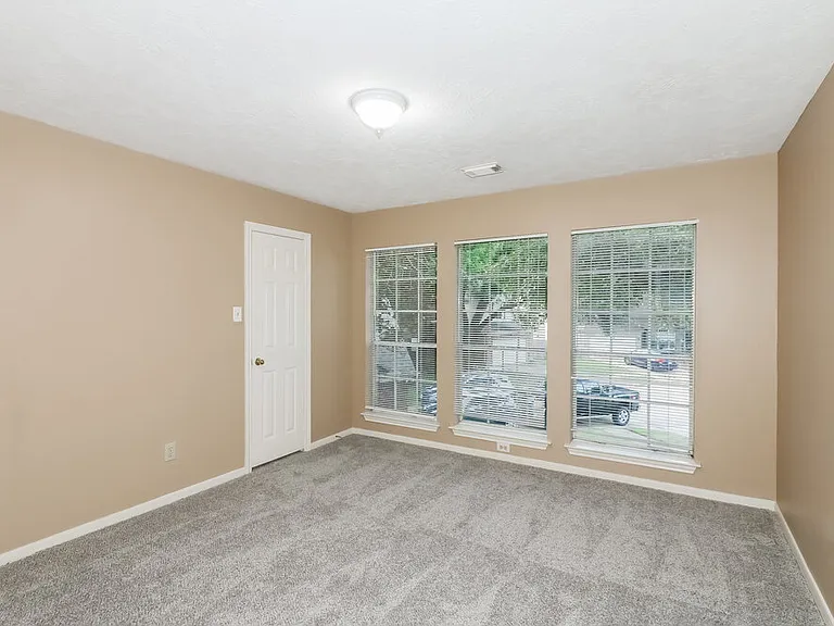11423 Willow Field Dr — Photo 15