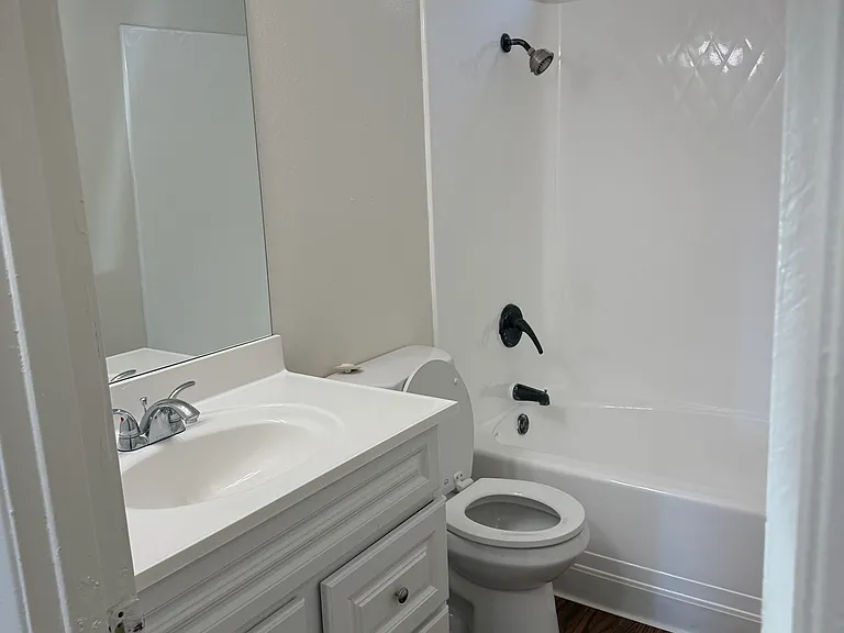 901 Palmbrook Dr #3 — Photo 7