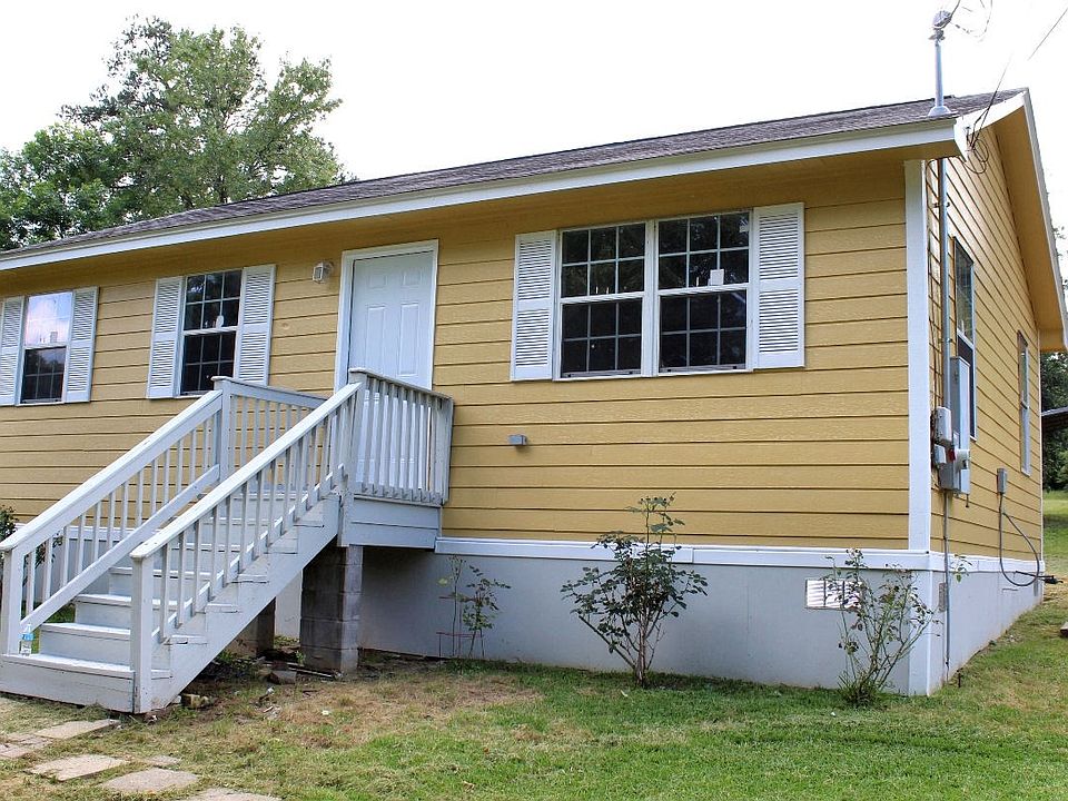 1st image of 4988 Shadyhill Dr