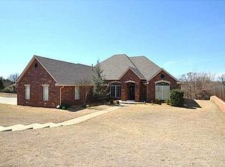 383 Canterbury Rd, Midwest City, OK 73130