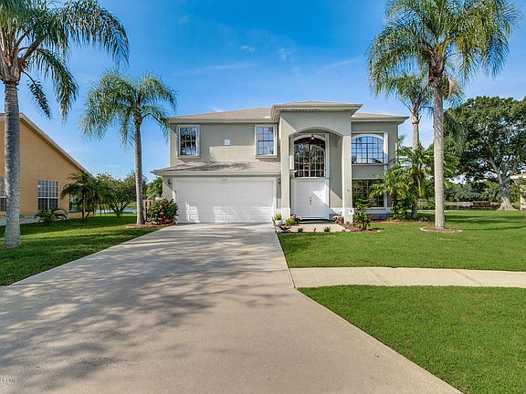 2nd image of 6926 Hammock Lakes Dr