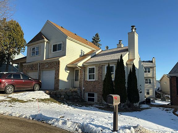 3rd image of 5 Georgetown Ct