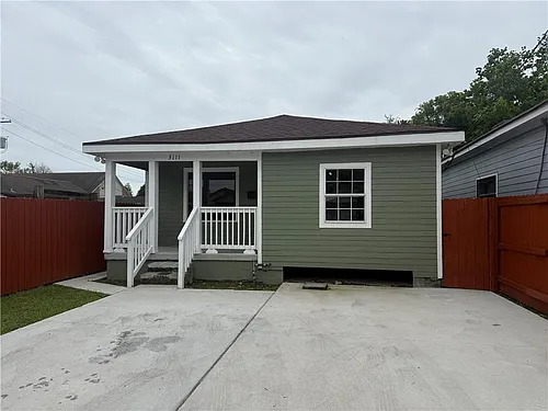 3111 Diana St Photo 1