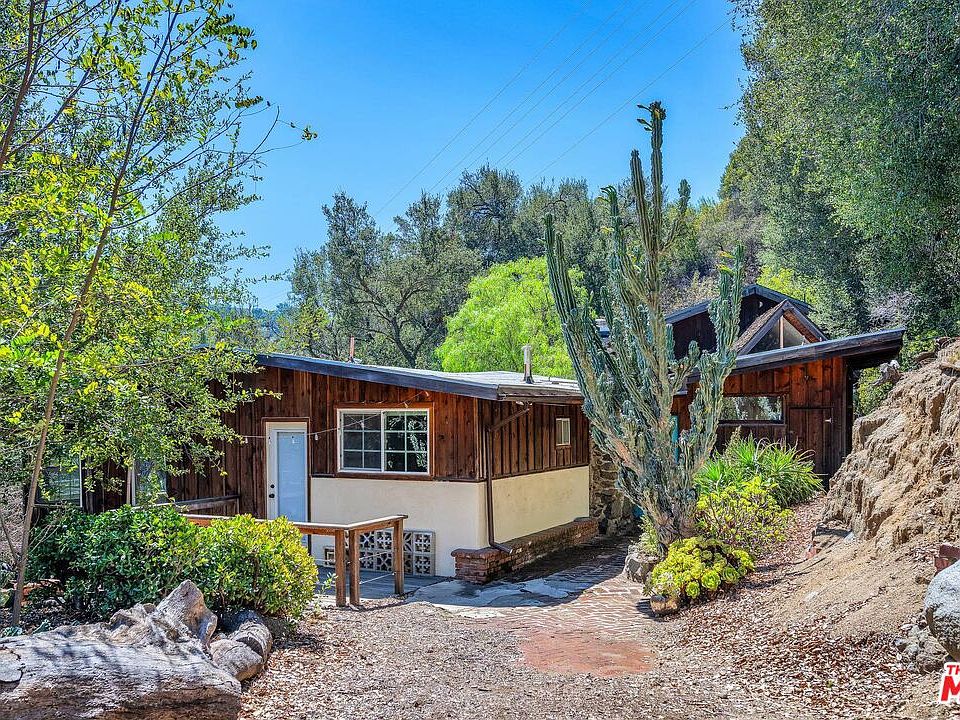 1st image of 2519 Horse Shoe Canyon Rd